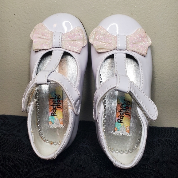 Rachel Shoes Other - Toddler girl white dress shoes 5m glitter bow Rachel Shoes EUC